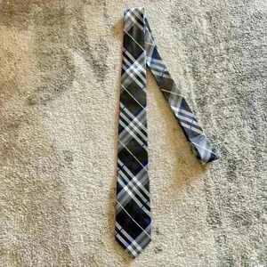 Men’s Plaid Geoffrey Beene Tie